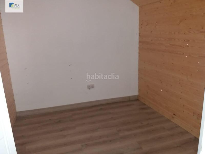 Foto 2c4479ad-38ef-4f41-b723-83b36012b59f. Lloguer local comercial a calle ruiz tapiador 23 a Zaragoza