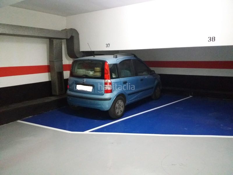Foto ee5b4a7f-3078-41e4-9e19-efbd0310ea23. Aparcament cotxe a calle calle de génova 14 a San José Zaragoza