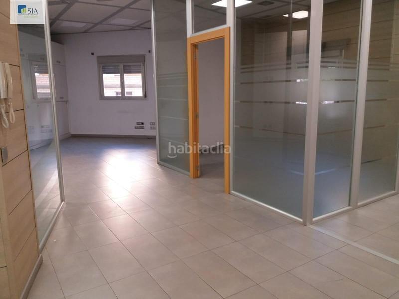 Foto a6e0599a-97ad-47e1-9937-7fafd3068a49. Affitto locale commerciale in calle melilla 5 in San José Alto Zaragoza