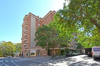 Pis a Calle de josé nebra 6. Piso de 3 habitaciones con plaza de garaje grande c jose nebra s