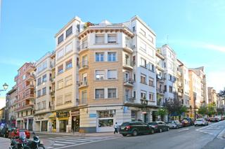 Etagenwohnung in Calle de san lorenzo 24. Piso en casco historico  c san lorenzo