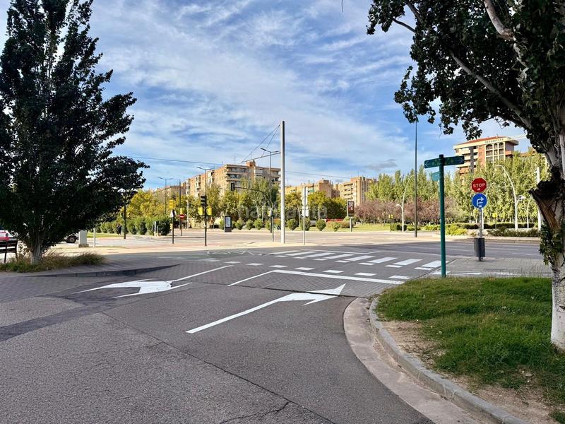 Foto 3acacb41-8fa8-4f1c-99a5-430fb9b0ef35. Autoparkplatz in Grancasa Zaragoza