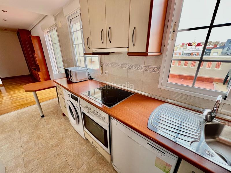 Foto 58ca01d3-5632-4cfa-80ae-d8029ab73d80. Rent flat with heating in Paseo Constitución - Las Damas Zaragoza