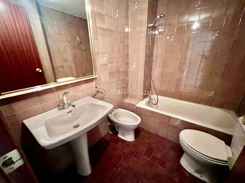 Foto f8eb3d36-118f-4ddd-ae00-244688e29a37. Alquiler piso en caspe piso en c compromiso de caspe en Zaragoza