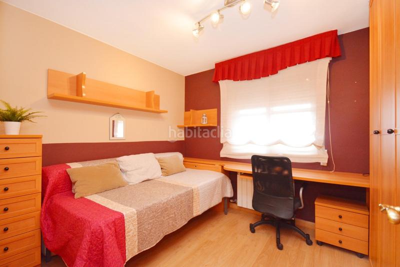 Foto 30d02f0a-be95-46d0-b4e3-4c2cc2b229b2. Appartamento in calle del consejo de ciento 15 in Zaragoza