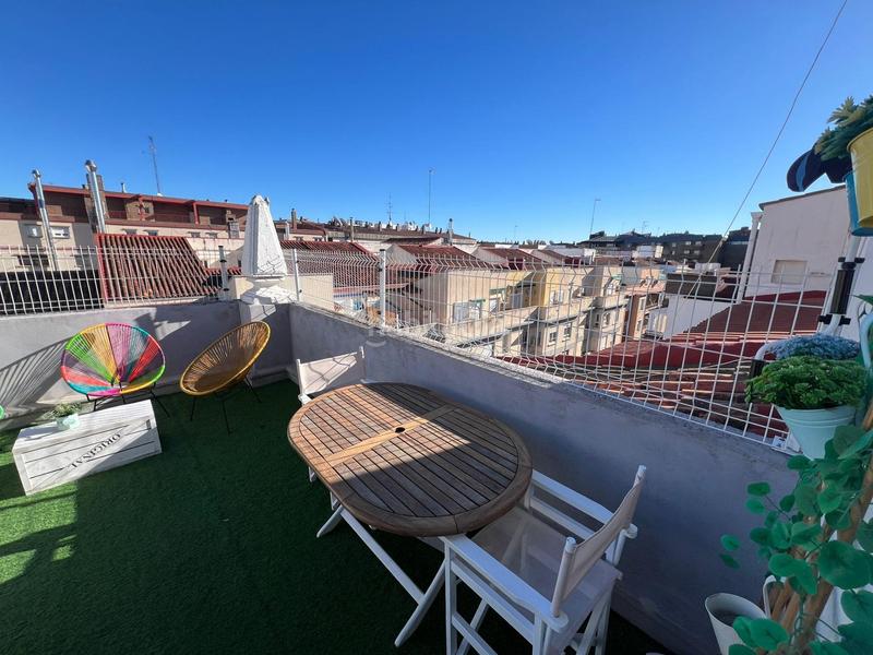 Foto 6c3e8923-02fc-4fed-bfea-d93ec10a4fbb. Alquiler ático  con terraza en calle m lostal en Zaragoza