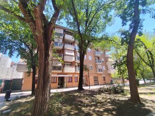 Lloguer Pis a Calle de joaquina zamora sarrate 4. Piso amueblado de 2 dormitorios en actur  c joaquin zamora serra