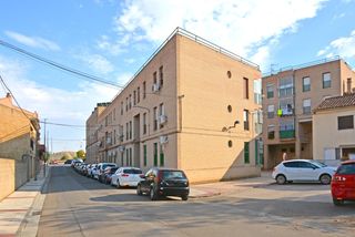 Flat in Calle de ramón y cajal 197. Piso en planta baja con trastero en el burgo de ebro  c ramon y