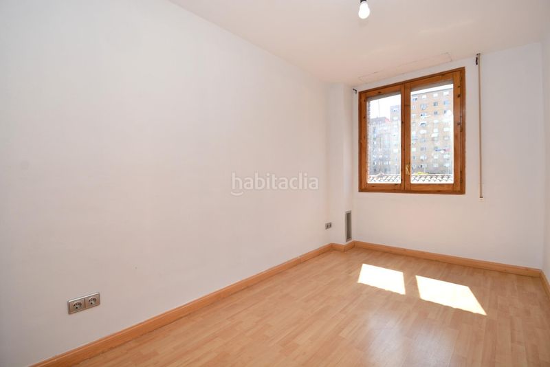 Foto 2253b2d6-ad43-4383-8a1e-a6f6de8d6060. Piso ocasion en el barrio de las delicias c monte carmelo en Zaragoza