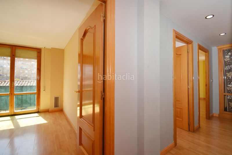 Foto 377ebccf-d9c3-4bd8-9667-4bb17495e69d. Piso ocasion en el barrio de las delicias c monte carmelo en Zaragoza