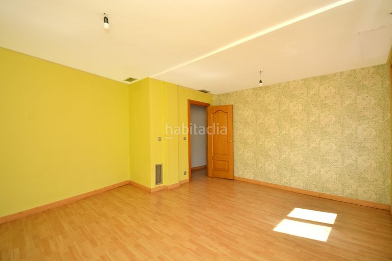 Foto 953a3962-3dce-4147-a41b-680727333a68. Piso ocasion en el barrio de las delicias c monte carmelo en Zaragoza
