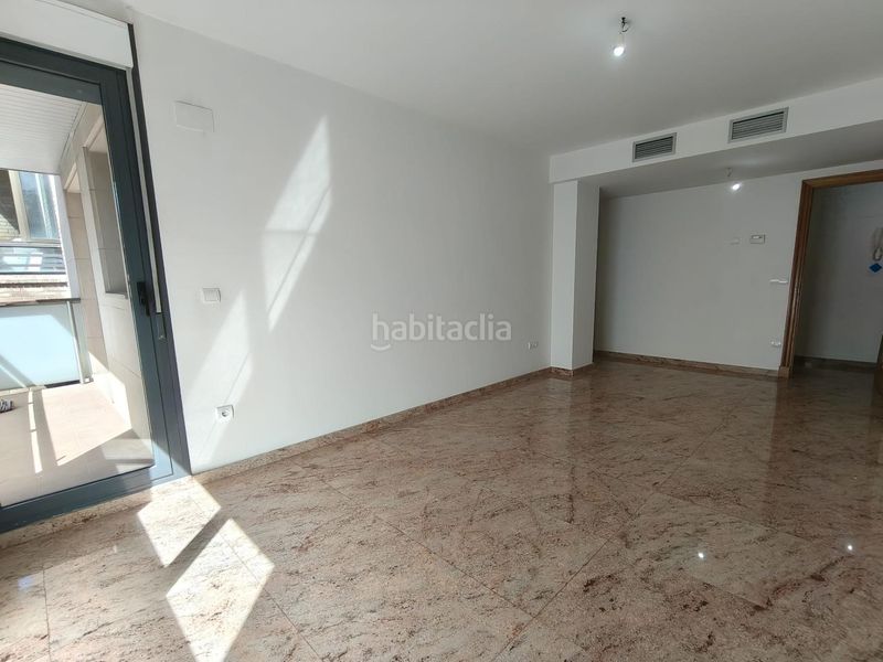 Foto 6a6d0df7-ffa1-41bc-a55c-241fb0793c72. Affitto appartamento con riscaldamento parcheggio terrazza in Zaragoza