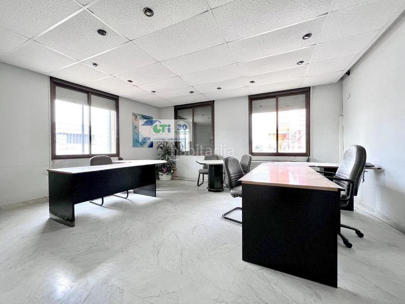 Foto 56a06a08-e945-4285-97e5-0d69d3c645e9. Alquiler nave industrial edificio de confeccixd3n en alquiler, 1.448 m2 aprox en Cadrete