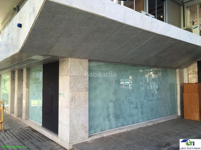 Foto 02ce3dcc-ad08-47d6-9d2f-48a7e110ed90. Lloguer local comercial a Romareda Zaragoza