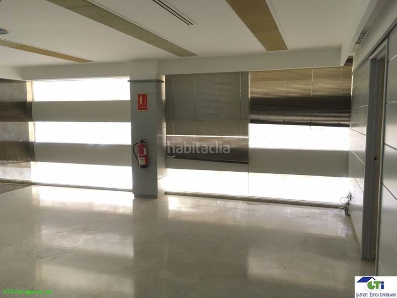 Foto 74d9c893-c48a-4f79-a09b-500aa55d9032. Lloguer local comercial a Romareda Zaragoza