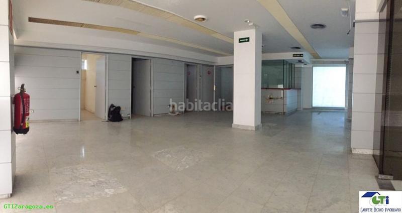 Foto 133326e6-d6ba-40cb-bcf7-5f8da6f62621. Location local commercial dans Romareda Zaragoza