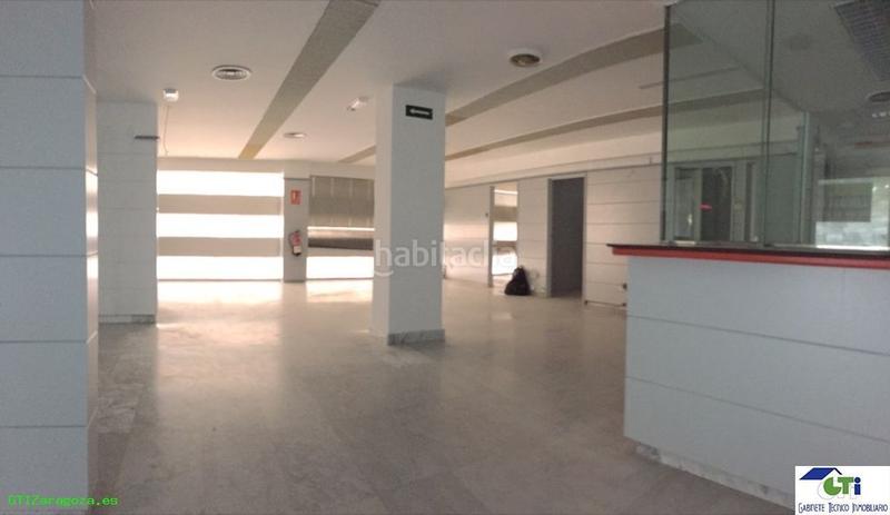 Foto 8f8f1e25-c074-4d71-acfe-182e9eb5d3a6. Location local commercial dans Romareda Zaragoza