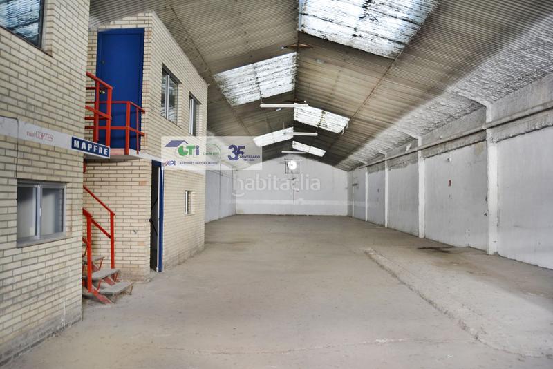 Foto 012899dd-32d4-4f48-aae6-f9c23ecc92cd. Capannone industriale in Salvador Allende Zaragoza