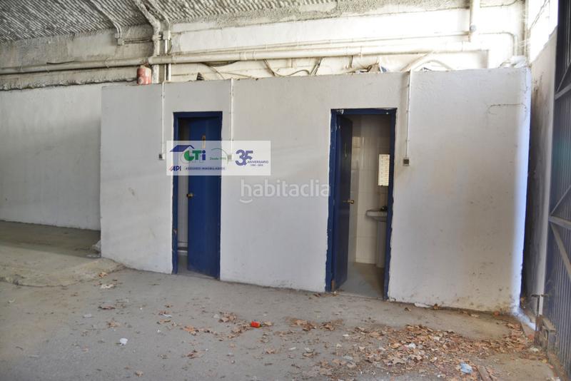 Foto d48157c9-d786-4b64-a616-b36ca736347d. Capannone industriale in Salvador Allende Zaragoza
