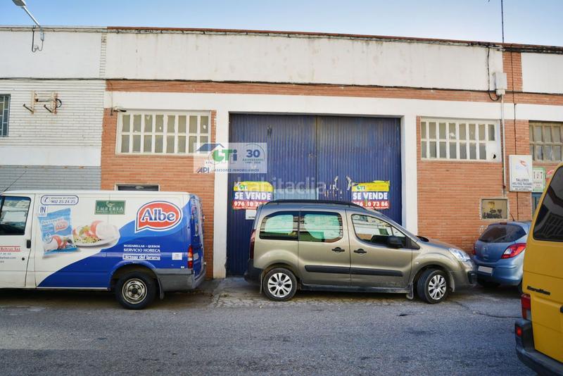 Foto f29a5077-9305-4c9b-9c75-51f0bfd94614. Capannone industriale in Salvador Allende Zaragoza