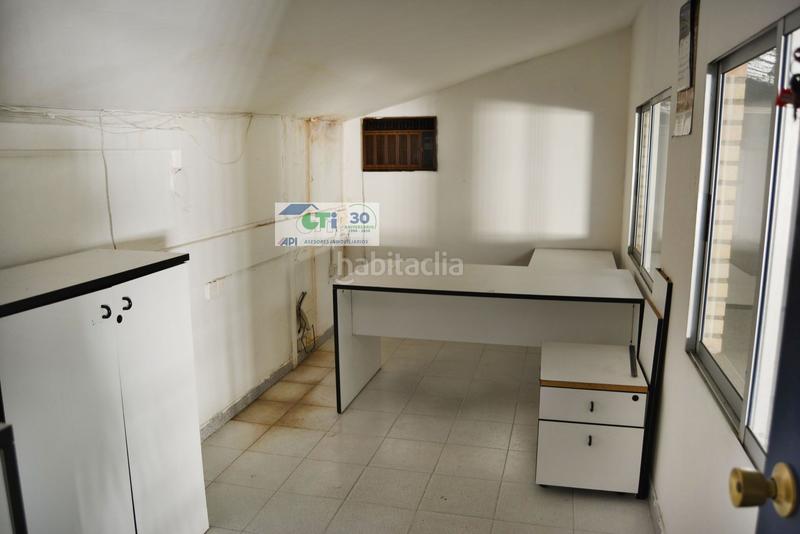 Foto f5f6db0d-5656-4e8d-b231-95bedfd76ac4. Capannone industriale in Salvador Allende Zaragoza