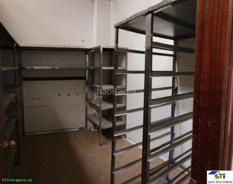 Foto c6db89df-2c7f-4420-bef1-76a5839c6d02. Lloguer local comercial a Paseo Constitución - Las Damas Zaragoza