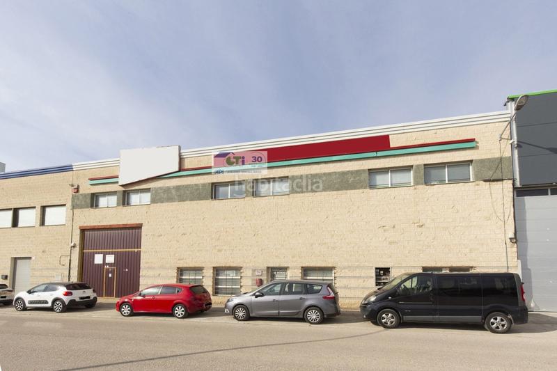 Foto 2773176b-d893-47d2-9a00-c779bc37c9ad. Fabrikhalle in Puebla de Alfindén (La)