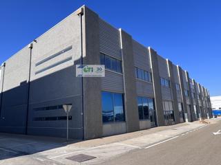 Bâtiment à usage industriel  C/ bilbilis (ali 3.4.3). Nave industrial esquinera en polxcdgono plaza, 491 m2 en venta