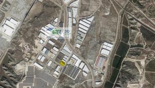 Terreny residencial  Ajedrea 15. Terreno industrial de 4546m2 en empresarium