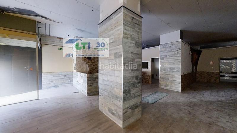 Foto a47ee3ed-3192-4217-9156-6b83396dd123. Alquiler local comercial plaza utrillas local insonorizado con terraza en Zaragoza