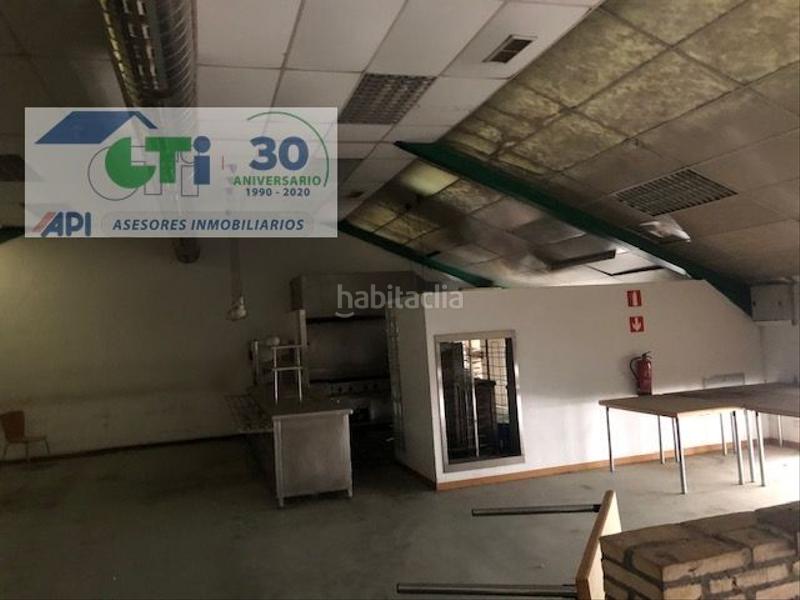 Foto 78e39449-edde-4396-bbd0-77f6794b424c. Nau industrial a Utebo