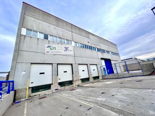 Affitto Capannone industriale  C/ los angeles. Nave de 1870m2 con 4 muelles de carga y cxc1mara frigorxcdfica d
