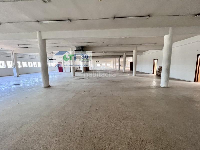 Foto c5a49612-f521-46fe-8ee9-a58e9299c4bc. Fabrikhalle in Venta del Olivar Zaragoza