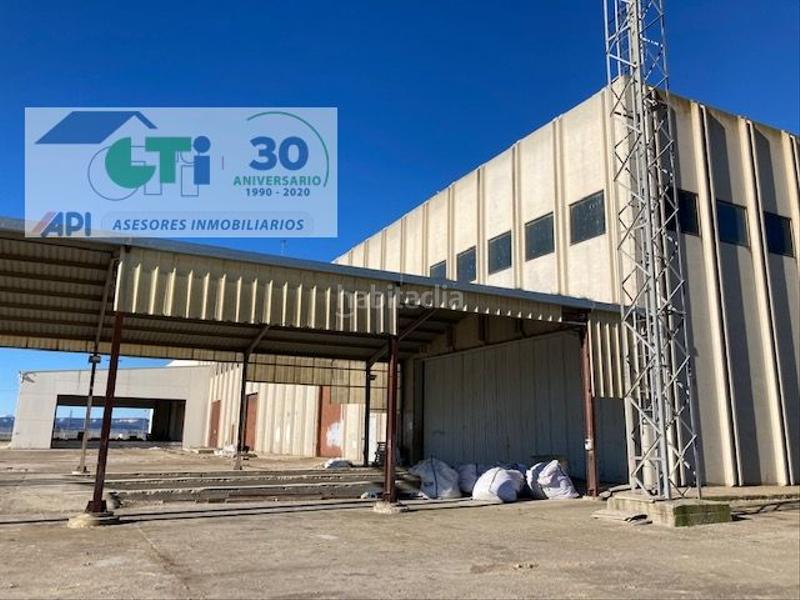 Foto 634359da-d6d8-41e2-9995-b19450656066. Nave industrial  de 11.450m2 en venta sobre parcela de 66.671m2 con 11 puentes grxfaa en polxedgono valdeferrxedn x2013 ejea de los en Ejea de los Caballeros