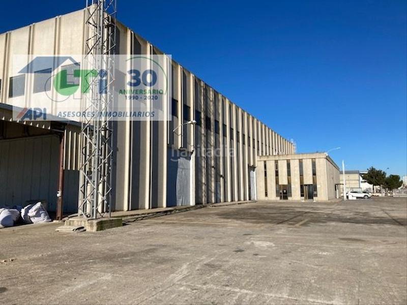 Foto 645aaf4b-98bd-466a-8838-62212d32ed72. Nave industrial  de 11.450m2 en venta sobre parcela de 66.671m2 con 11 puentes grxfaa en polxedgono valdeferrxedn x2013 ejea de los en Ejea de los Caballeros