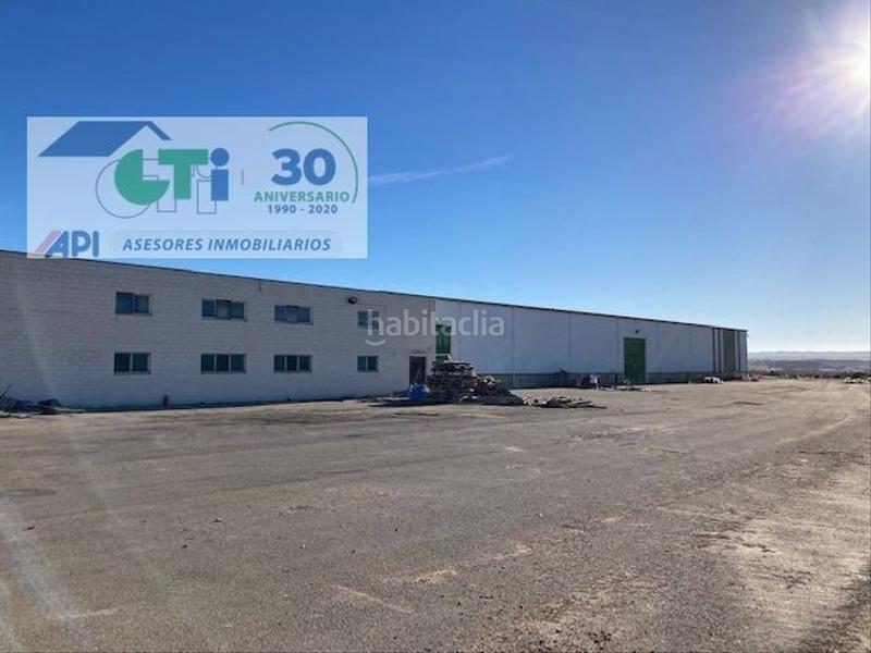 Foto d5b611a7-5bee-42bd-8100-a0b55ebce20a. Nave industrial  de 11.450m2 en venta sobre parcela de 66.671m2 con 11 puentes grxfaa en polxedgono valdeferrxedn x2013 ejea de los en Ejea de los Caballeros
