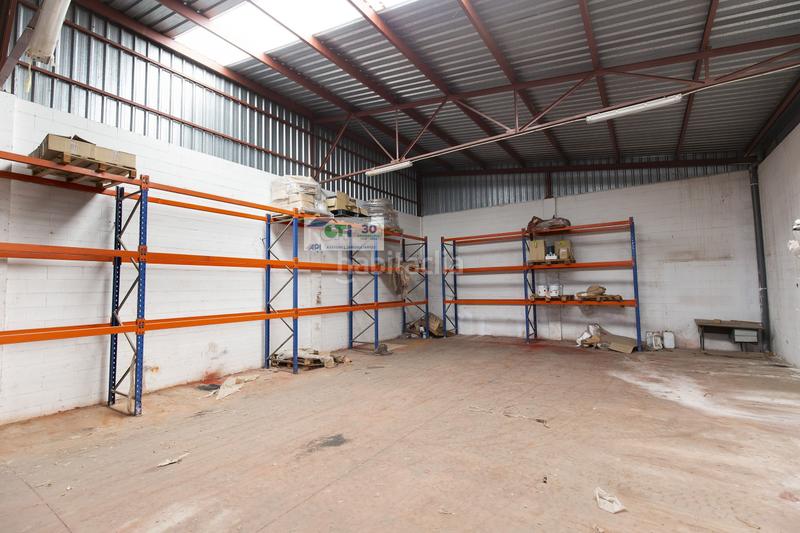 Foto 803937c9-3114-42bb-bac0-dce5a105d464. Nave industrial btv, nave en venta con inquilino. ideal inversores en Puebla de Alfindén (La)