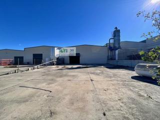 Nau industrial  Centrovia, c/ buenos aires ,. Nave en venta de 1212 m2 construidos  804m2 de terreno en polxcd