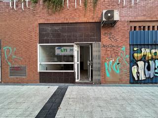 Location Local commercial  Carlos saura. Local alquiler actur