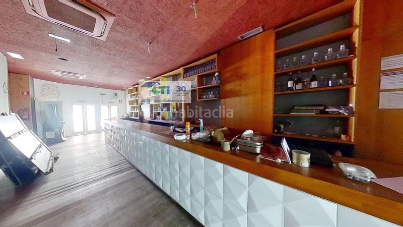 Foto a846c75b-7c34-46e8-83a8-76ba4cf93999. Alquiler local comercial local alquiler calle lacarra de miguel en Zaragoza