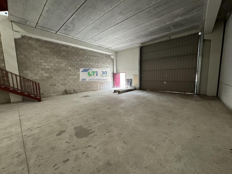 Foto 3618de20-101c-49f7-b45c-3bbf530f52a6. Industrial building in Cuarte de Huerva