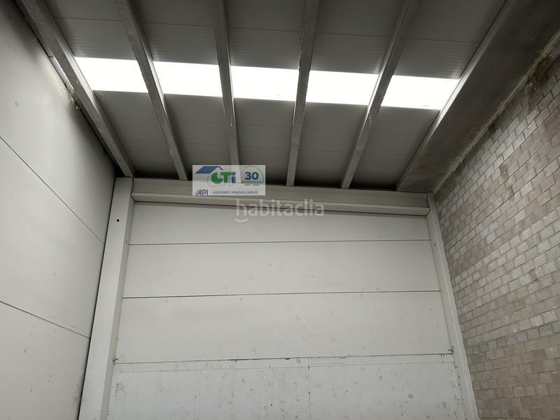 Foto 579de2a1-15c0-46cc-9aee-b107cbb65ff6. Industrial building in Cuarte de Huerva