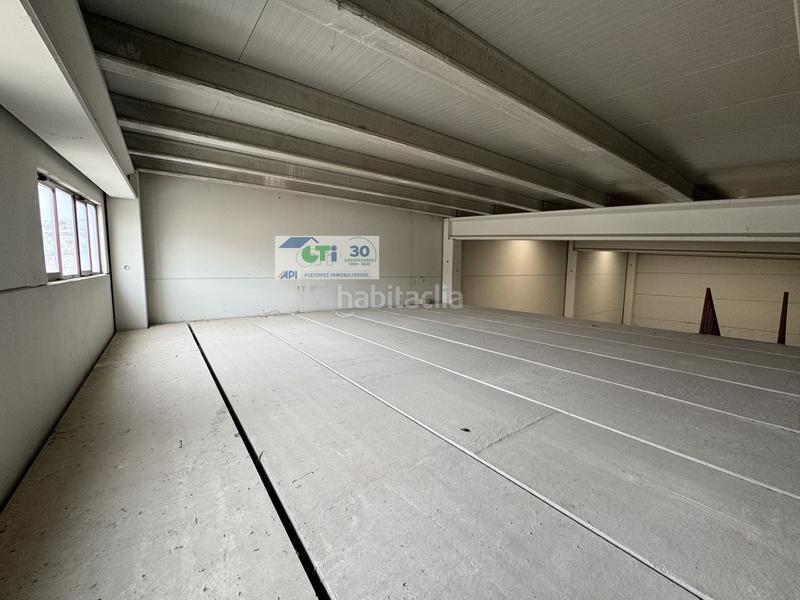 Foto 67071c6b-c496-4736-9b0e-f5709e297600. Industrial building in Cuarte de Huerva