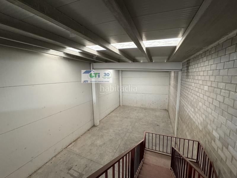 Foto f2a076d9-8955-4df5-8c2e-29f29f24fcac. Industrial building in Cuarte de Huerva