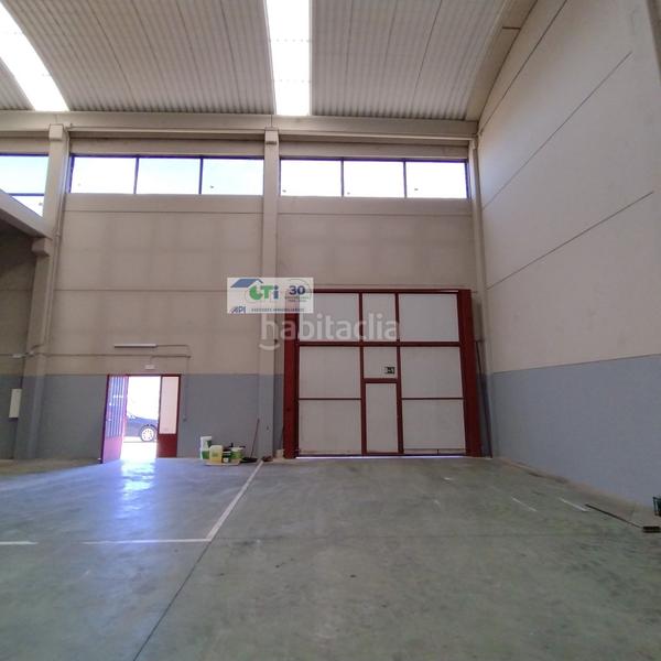 Foto d094dced-7ace-44c3-8be0-f02ba10a0657. Capannone industriale in Garrapinillos Zaragoza