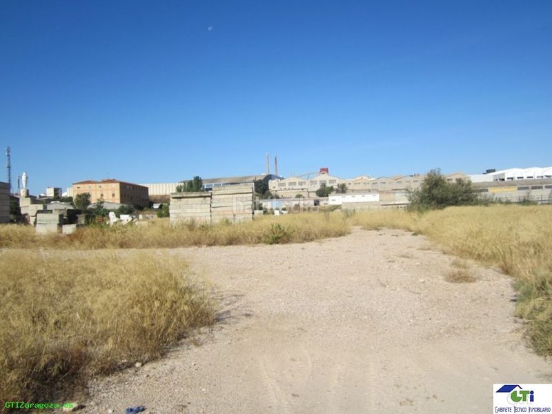 Foto 81808385-f04f-4171-927d-6b3a265ce812. Affitto area edificabile industriale in Cuarte de Huerva