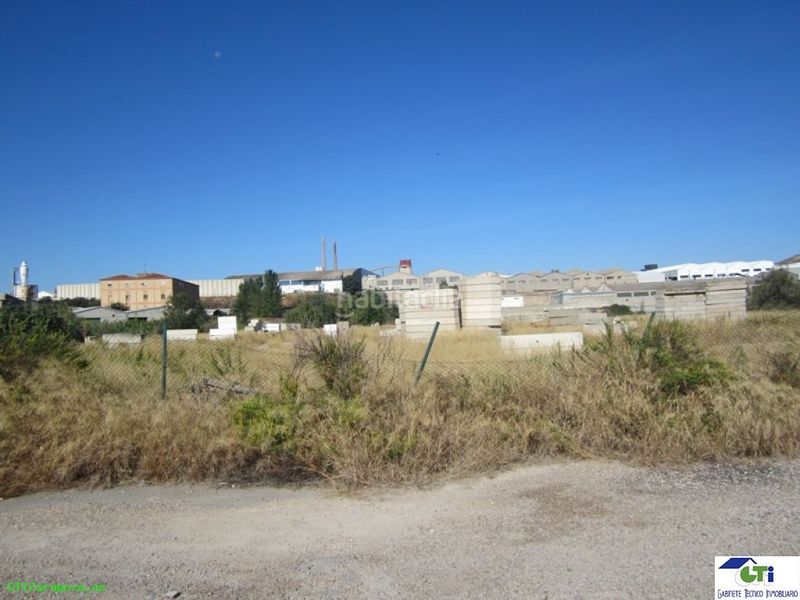 Foto 96156935-ab90-422f-b873-a86eba9dfc17. Affitto area edificabile industriale in Cuarte de Huerva