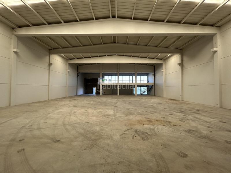 Foto 116b5f1f-3810-4618-8e6a-717941b95e6a. Nau industrial a Cartuja Baja Zaragoza