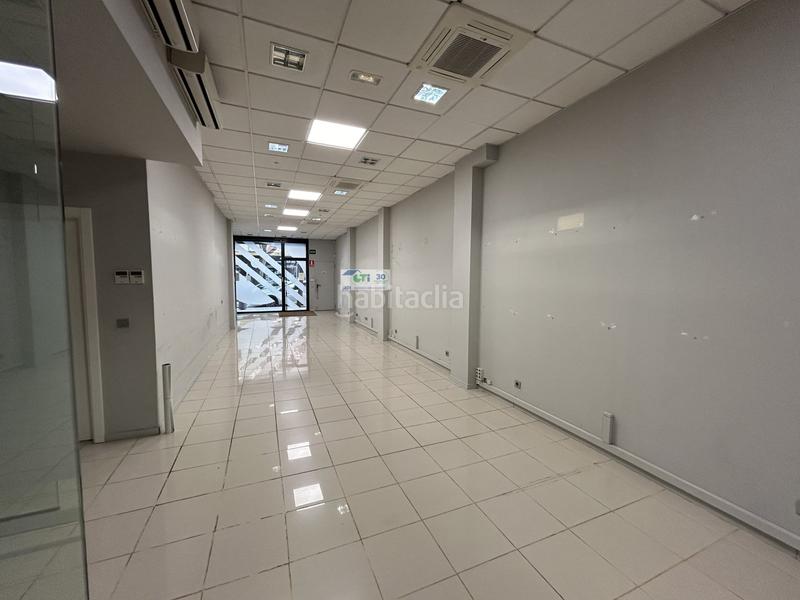 Foto 74c69c27-b302-46f7-9db0-d11f376b7231. Location local commercial dans Ruiseñores Zaragoza