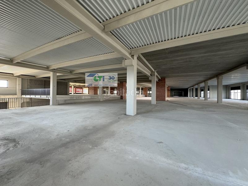 Foto 15562728-6a8d-4e86-a137-a84824607fab. Nau industrial a Cartuja Baja Zaragoza